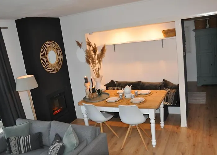 Sunny Reef Apartament