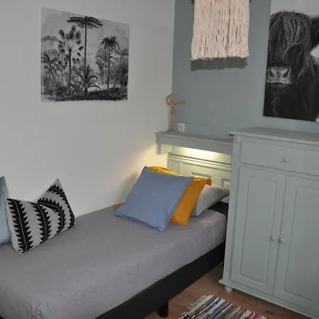 Sunny Reef Apartment